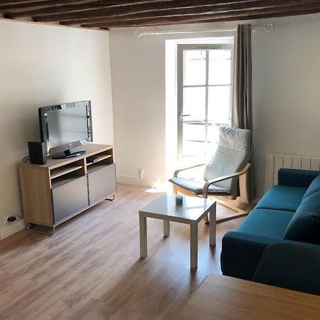 Fontainebleau - Chez Julien Daire Dış mekan fotoğraf